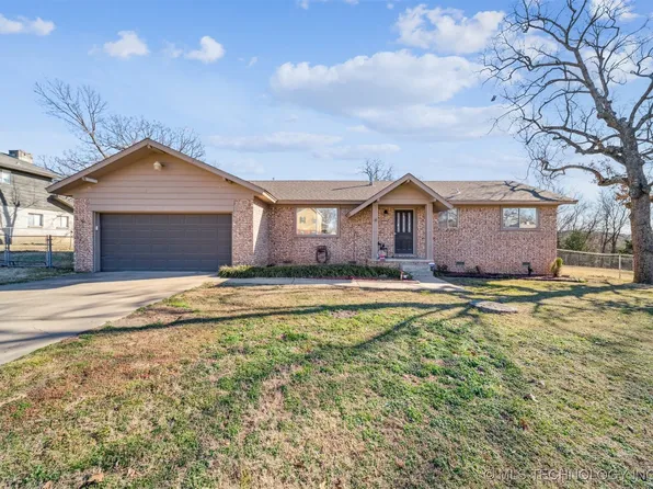 3111 S Saddle Rock Rd, Sand Springs, OK 74063