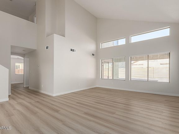 5th image of 1428 E NATASHA Drive