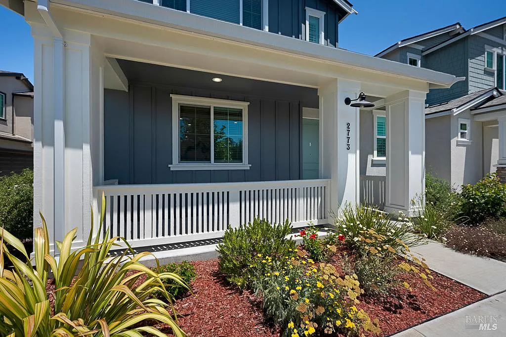2773 Bellevue Ranch - Photo 2