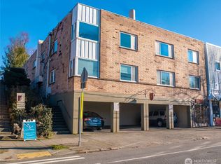 3262 California Ave SW, Seattle, WA 98116