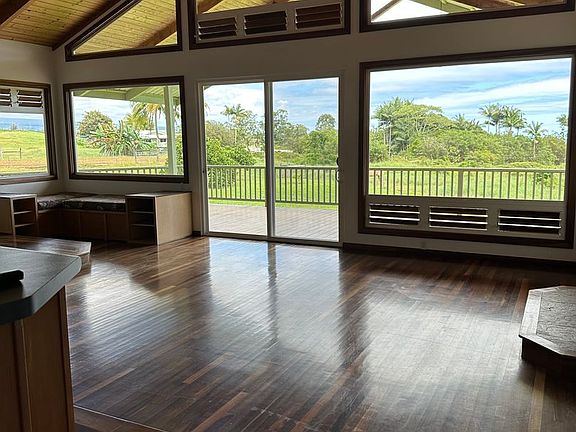 5th image of 1050 Ainalako Rd