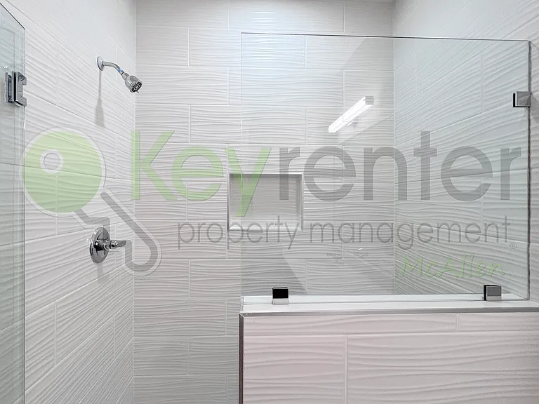 4104 Walnut Ave #4 — Photo 21