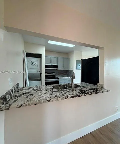 8657 SW 5th St #205 — Photo 6