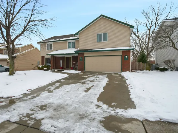 4636 Elm St, West Des Moines, IA 50265