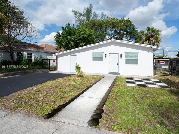 3017 NW 2nd St, Pompano Beach, FL 33069