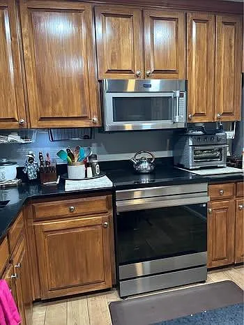 1 bed, 1.0 bath, 2000 sqft, $1,066 — Photo 3