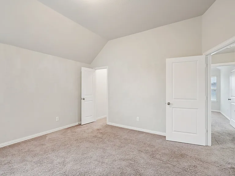 16400 Olmstead Park Blvd — Photo 43