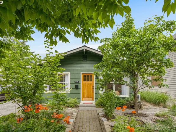 6331 SE 89th Ave, Portland, OR 97266