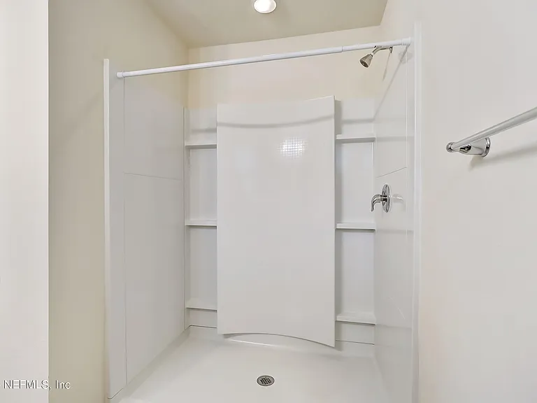 70 Cody St — Photo 31