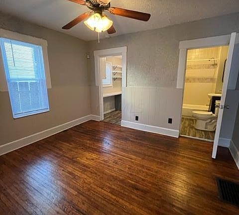4th image of 382 E Hinman Ave