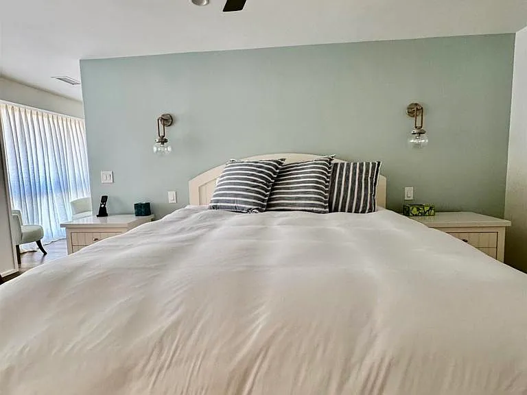 1552 Camino Del Mar #606 — Photo 17