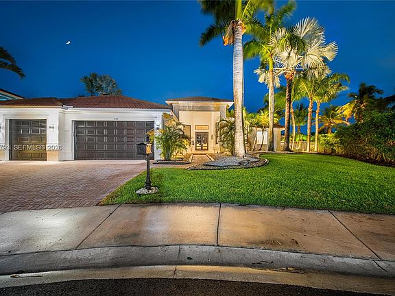 3rd image of 935 Gulfstream Ct