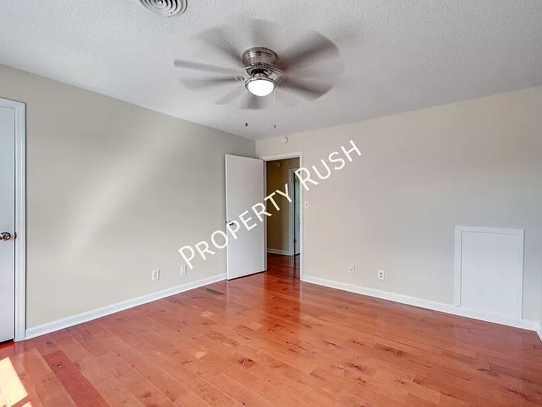 46 Bell Rd #3 — Photo 12