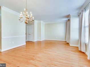 2957 Thompson Park Ln, Fairfax, VA 22031
