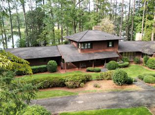 180 Pine Tree Dr, Lagrange, GA 30240