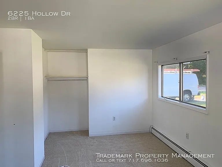 6225 Hollow Dr — Photo 10