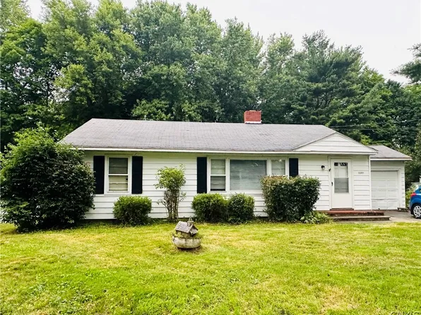 4048 Port St, Pulaski, NY 13142