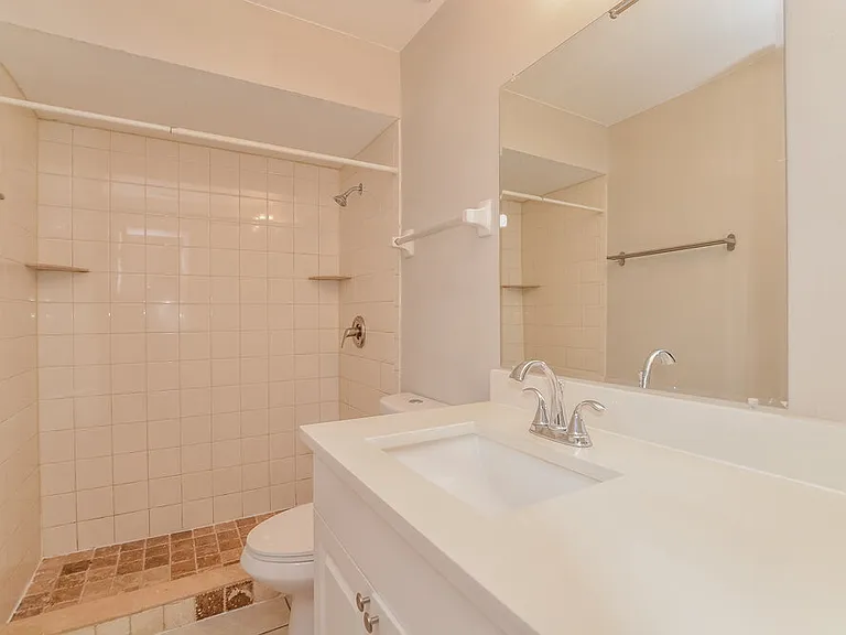 1448 La Paloma Cir — Photo 10