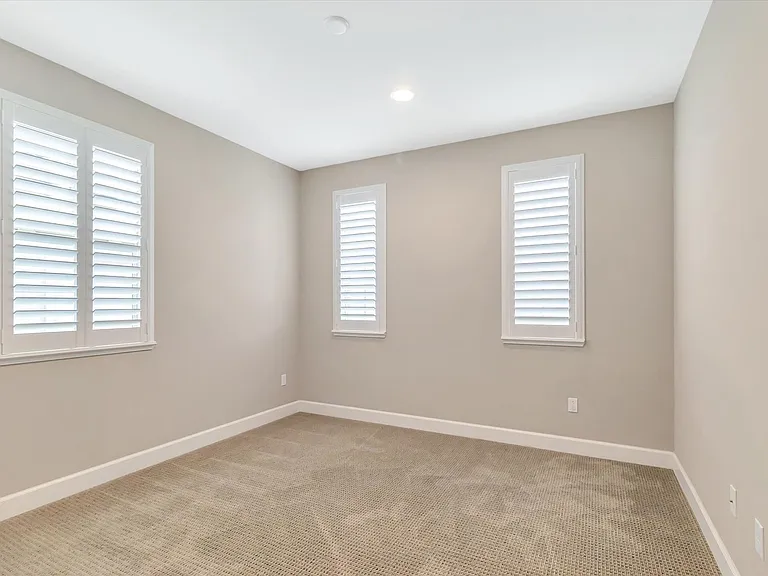 3086 Via Siena Pl — Photo 18