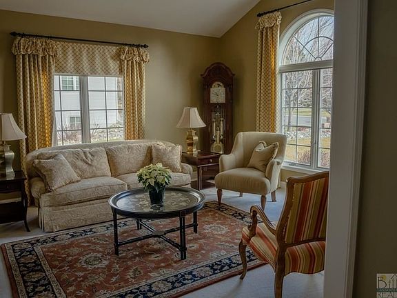 5th image of 2624 Aspen Way