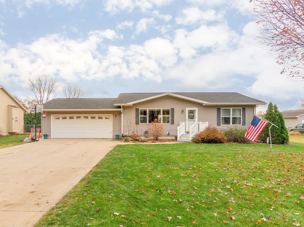 724 Brookside Ave, Evansdale, IA 50707