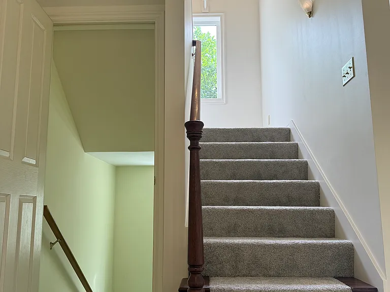 2703 NE 92nd St — Photo 9