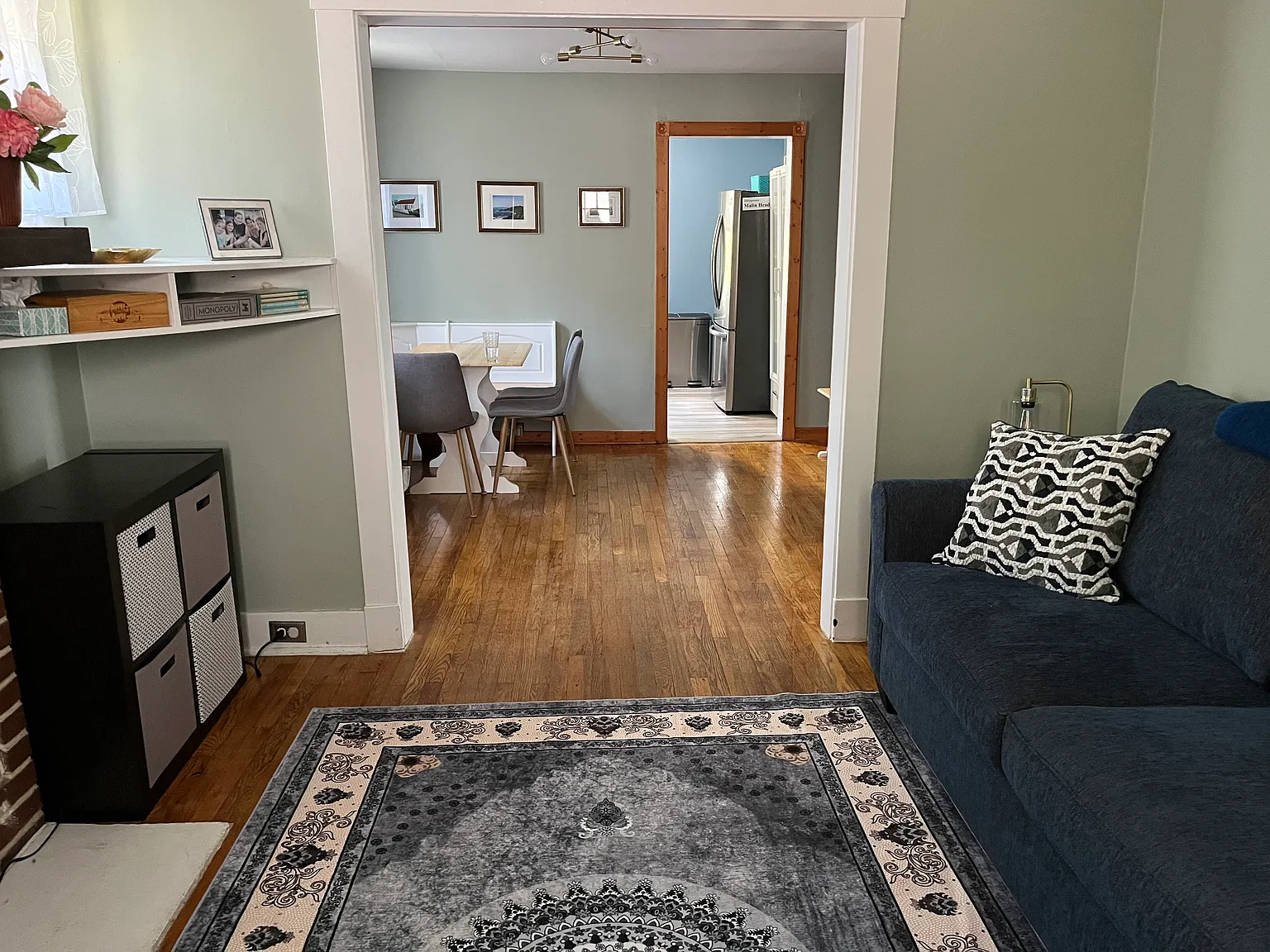 1 bed, 825 sqft, $1,300 — Photo 2