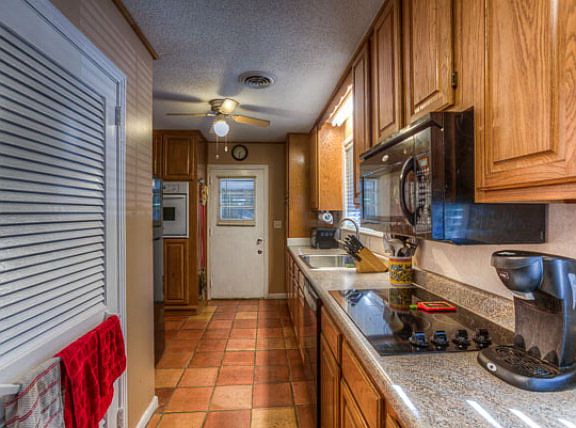 2nd image of 118 Druid Oaks Ln