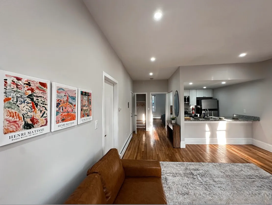 Building Photo - 676 Massachusetts Ave #4