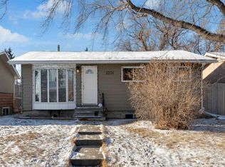 2231 E 39th St SE, Calgary, AB T2B 1A6