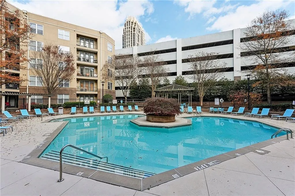1 bed, 770 sqft, $1,675 — Photo 4