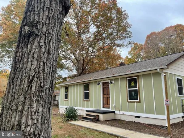 8030 Pine Stake Rd, Rhoadesville, VA 22542