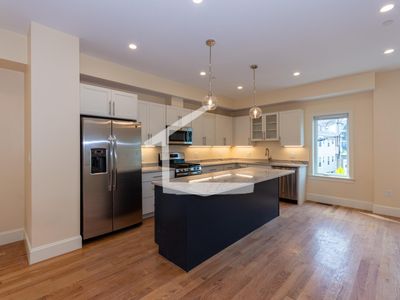 121 Tremont St APT 120, Brighton, MA, 02135