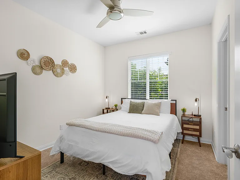 679 Nile River Dr — Photo 10
