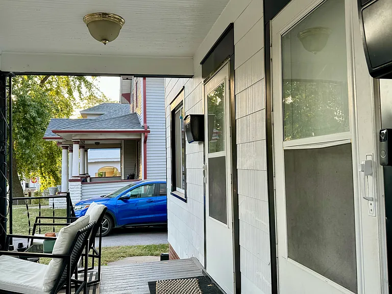 3142 Chicago St — Photo 2