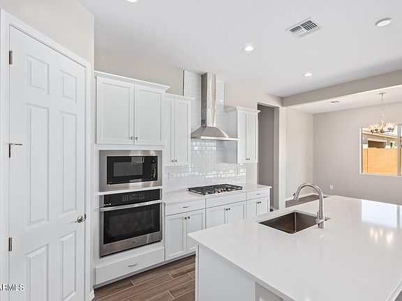 4th image of 17136 W MARIPOSA GRANDE Boulevard