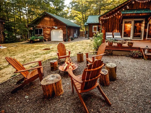 637 Band Camp Circle, Saugerties, NY 12477
