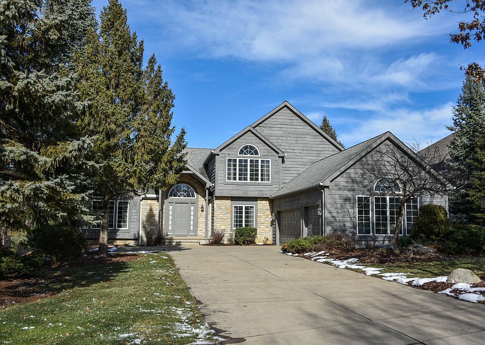 1st image of 20494 Sterling Way