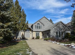 20494 Sterling Way, Strongsville, OH 44149