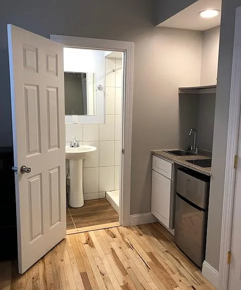 4234 Chestnut St #2R-A — Photo 4