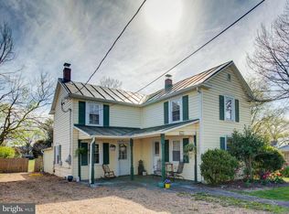 127 W Crescent St, Boyce, VA 22620