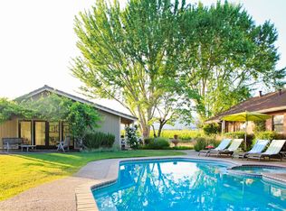 11500 Dunbar Rd, Glen Ellen, CA 95442