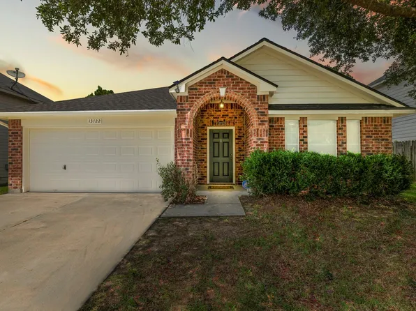 13722 Running Bear Dr, Willis, TX 77378