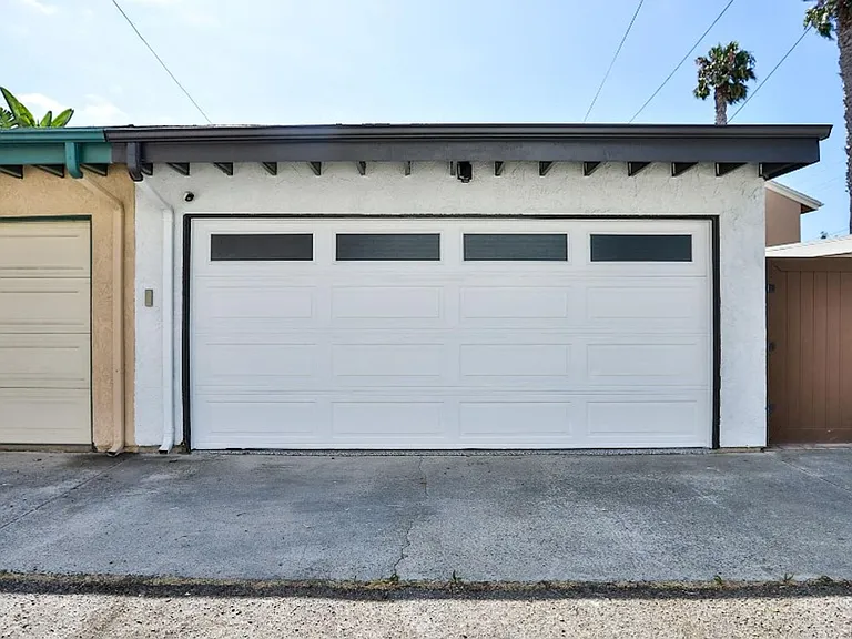 203 Frankfort Ave — Photo 12