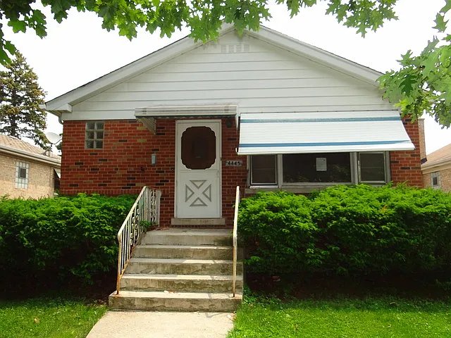 4445 Clinton Ave photo 1