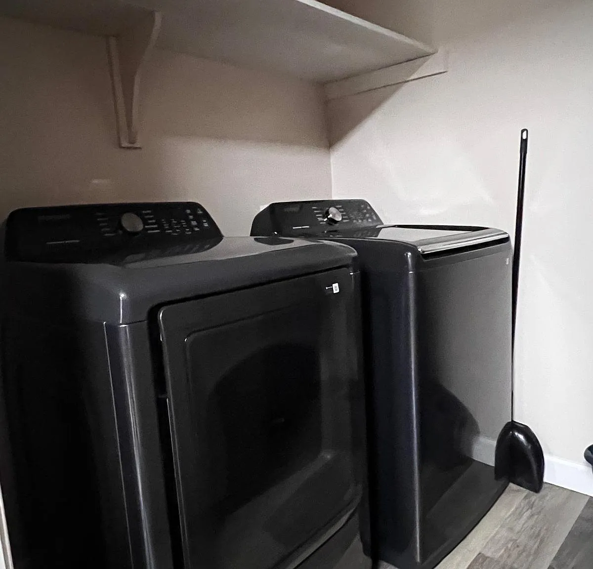 3 bed, 1488 sqft, $4,000 — Photo 2
