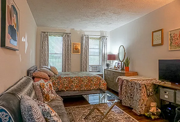 Rented by Maz Group NY | media 5