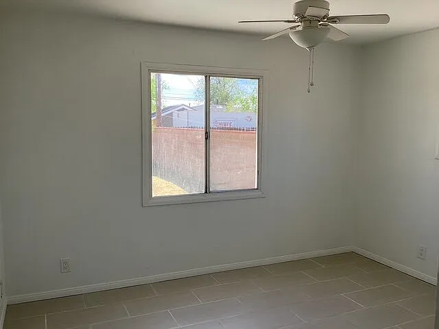 38594 Friendly Ave — Photo 10