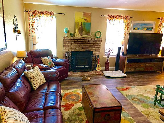 3rd image of 6044 Shawnda Ct
