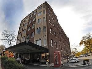 2nd image of 855 Lake St APT 700